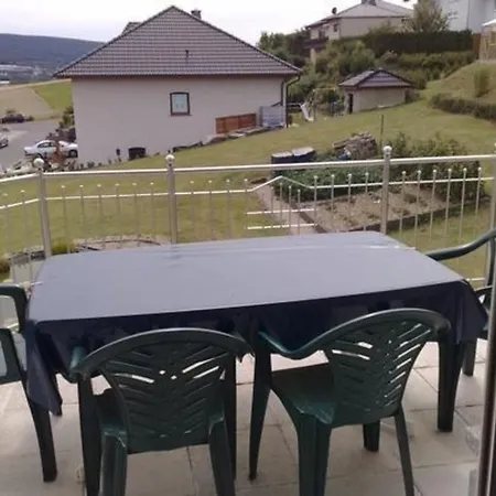 In Mit Garten Und Grill